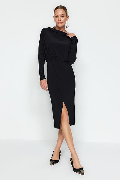 Trendyol Collection Černá lopatka s výstřihem A-Line/A-Line Forma Midi Flexibilní pletené šaty TWOAW24EL00822