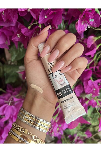 Elera 01 no Açik Ton Kapaticili Super Bb Matte Fondöten 25 ml