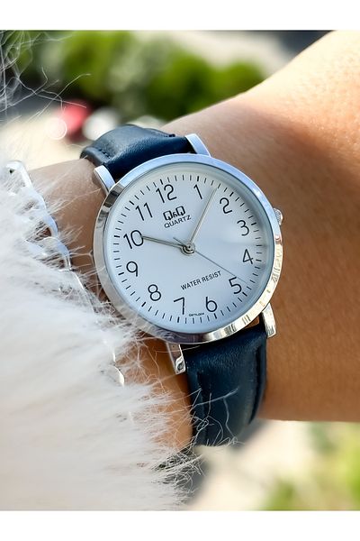 Q&Q Retro Navy Blue, 24 Months Warranty, Waterproof, Leather Strap with Numbers, Women's Wristwatch+Bracelet