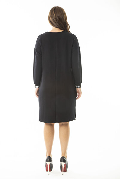 Şans Női nagy méretű fekete bordás részletes hosszú ujjú ruha 65N36870