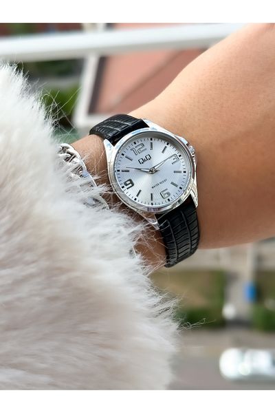 Q&Q Brand Retro Black Color, 24 Months Warranty, Waterproof, Leather Strap with Numbers Women's Wristwatch+Bracelet