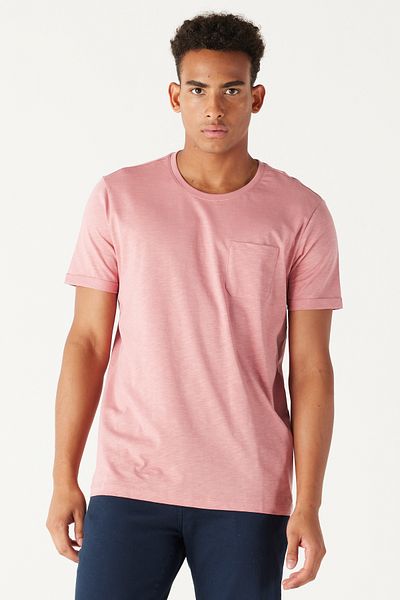 AC&Co / Altınyıldız Classics Pánské tričko Dusty Rose Slim Fit úzkého střihu, 100% bavlna, kapsa s výstřihem
