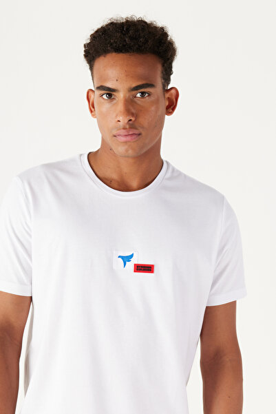 AC&Co / Altınyıldız Classics Ανδρικό μπλουζάκι με λογότυπο 100% βαμβάκι με κανονική κοπή με λαιμόκοψη