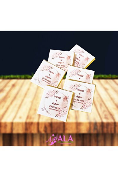 Bolçi KİŞİYE ÖZEL ETİKETLİ SARGILI MADLEN ÇİKOLATA 250 GR. GOLD