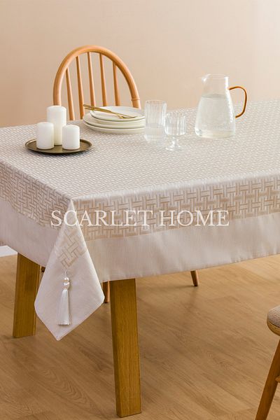 scarlet home collection Покривка за маса с жакардова полиестерна рамка и шарка на кошница