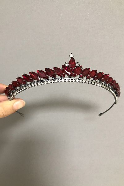 Hobigram Coroana Henna Model Lena Subtire Bordeaux pentru Cele mai Frumoase Mirese – Coroana, Piatra de Cristal, Model Elegant, Coroana Mireasa – Ta