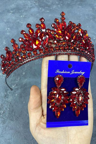 Hobigram Coroană și cercei cu henna de mireasă Pera roșie pentru cele mai frumoase mirese – Coroană, piatră de cristal, model elegant – T