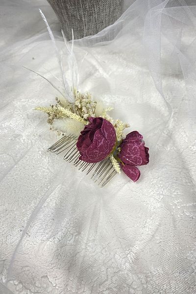 Hobigram Accesoriu de păr festonat cu pene burgundy și flori de cipso pentru cele mai frumoase mirese – coroană, piatră de cristal – coroană –
