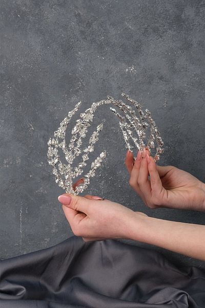 Hobigram Coroana de henna Helen pentru mireasa cu doua fețe din argint sterling pentru cele mai frumoase mirese – Coroană, cu pietre de cristal, model elegant – Coroană –