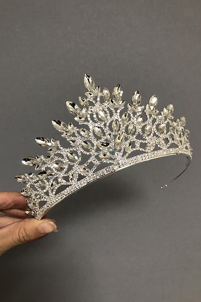 Hobigram Coroana de mireasa model Leny de culoare argintie pentru cele mai frumoase mirese – Coroana, cu piatra de cristal, model elegant, coroana de mireasa – T