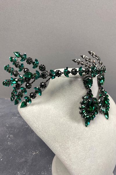 Hobigram Set de coroană și cercei cu piatră de henna pentru mireasa Helenist verde pentru cele mai frumoase mirese – coroană, piatră de cristal – T