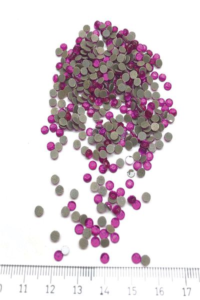 Hobigram Sortiment de mărgele Fuchsia Mărgele de piatră de sticlă adezive cu fier de călcat 25 g – Mărgele, Design elegant, Accesoriu pentru femei –