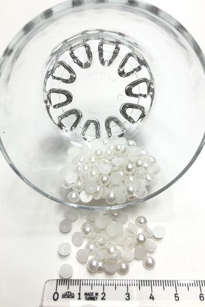 Hobigram Χάντρες Ποικιλία Half Pearl Beads Off White Plastic – Χάντρες, Κομψό Σχέδιο, Γυναικείο Αξεσουάρ – Μπόν