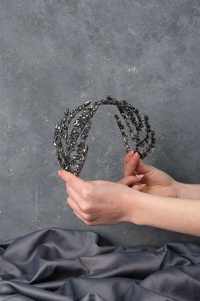 Hobigram Bridal Accessory Anthracite Silver Double Sided Bridal Henna Crown – Bridal Accessory, Stylish Design – Bridal