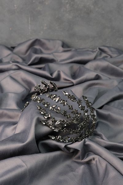 Hobigram Bridal Accessory Anthracite Gray Double Sided Helen Bridal Henna Crown – Bridal Accessory, Stylish Design – Ge