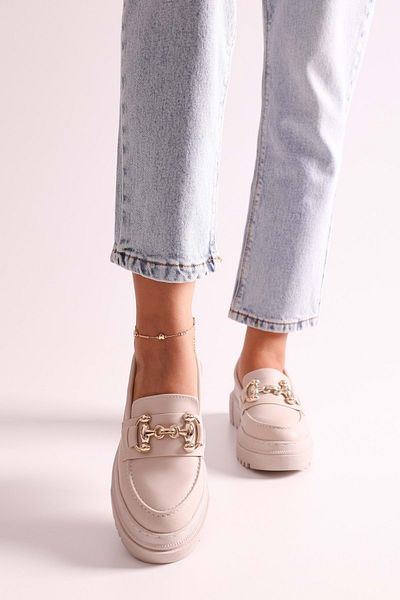 Shoeberry Damen Rex Beige Skin Loafer mit dicker Sohle und Schnalle Beige Skin