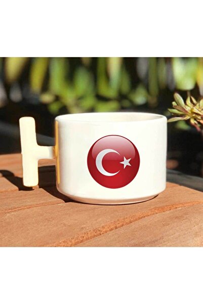 HobiShop كوب كوب بمقبض على شكل حرف T أبيض مطبوع عليه علم تركيا