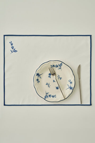 TRENDYOLMİLLA HOME X Bella Maison Beyond Blue Порцеляновий набір з 4 тарілок для десертів 20,5 см TPHAW26TBK00047