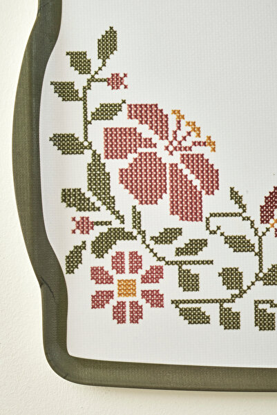 TRENDYOLMİLLA HOME X Bella Maison Peony Melamine Tray 42X31Cm Tphaw26Tps00006