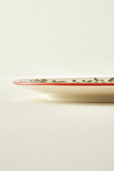 TRENDYOLMİLLA HOME X Bella Maison Новорічний порцеляновий набір з 4 тарілок для десертів 19 см TPHAW26TBK00041