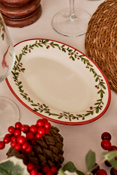TRENDYOLMİLLA HOME X Bella Maison Christmas Porcelain Set of 2 Oval Presentation Plates Tphaw26Tbk00042