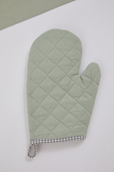 TRENDYOLMİLLA HOME Green Quilted Detailed Kitchen Gloves Tphaw26Moe00001