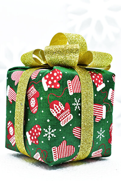 Waldern Premium Collection Mini Gift Package Decorative Christmas Ornament Mix 1 Piece