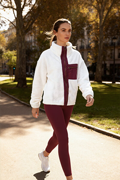 Trendyol Collection Екрю плюшева в'язана спортивна куртка THMAW26SK00001