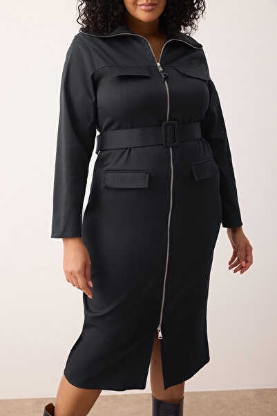 Trendyol Curve Антрацитова рокля с пълен цип, колан и габардинена тъкан, голям размер TBBAW26AH00037