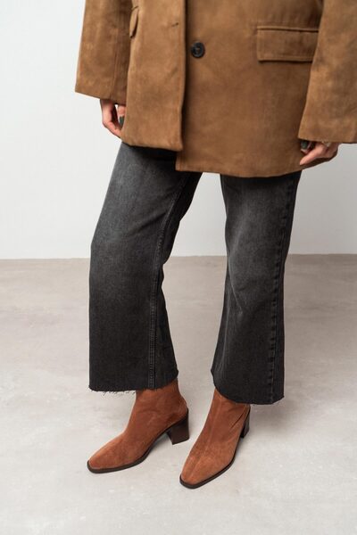 NİŞANTAŞI SHOES Casey Taba Süet Arka Fermuar Detay Kadın Topuklu Bot