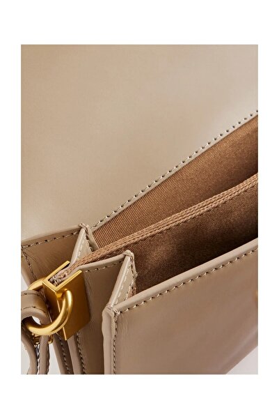 Ted Baker Leštěná malá kožená crossbody kabelka