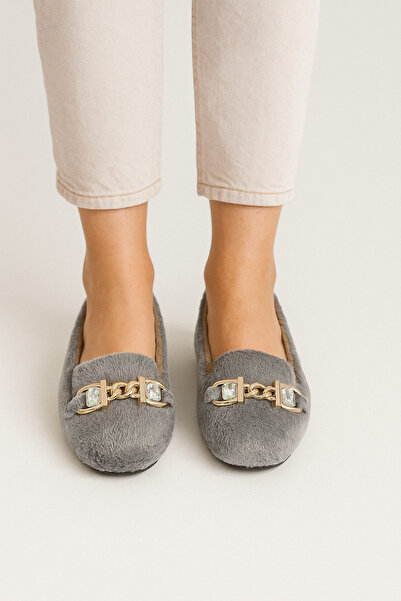 Beyond Women's Gray Plush Home Slippers with Stone Accessories Byndvt02