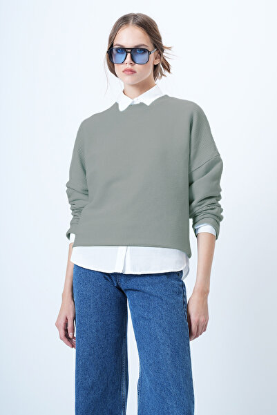 Trend Alaçatı Stili Γυναικεία μπλούζα με φαρδιά κοπή με λαιμόκοψη χακί με μανίκια νυχτερίδας ALC-X14391