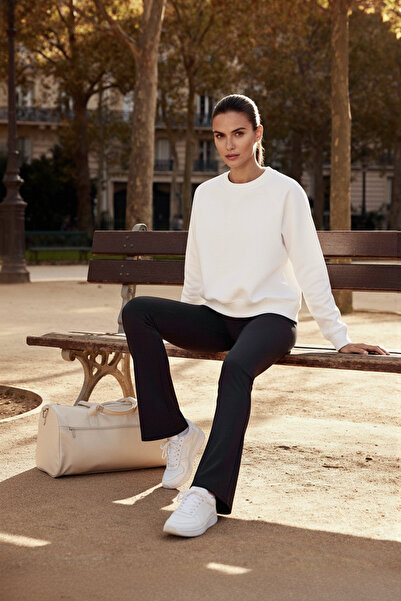 Trendyol Collection Black Flare/Spanish Leg Yoga Knitted Sports Leggings Thmaw26Ty00011