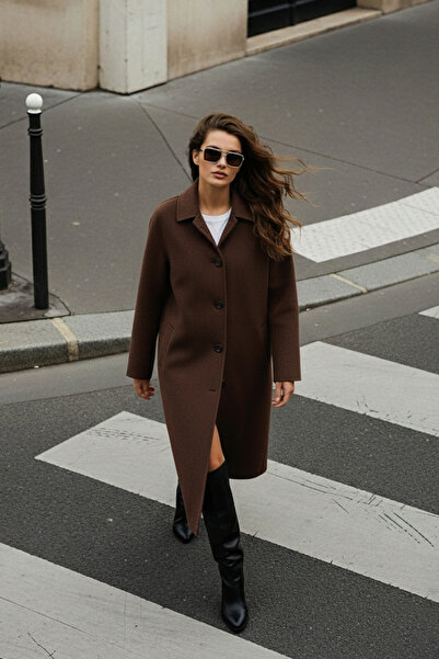 Trendyol Collection Hnědý Mono uzavírací oversize dlouhý stempel kabát TWOAW26KB00033