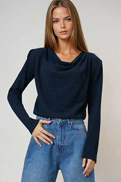 Trend Alaçatı Stili Women's Navy Blue Degaje Collar Shoulders Draped Basic Blouse Alc-X14374