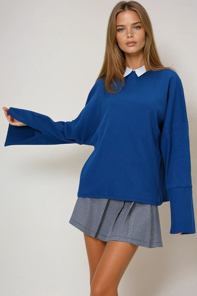 Trend Alaçatı Stili Women Cobalt Blue Mock Neck Batwing Sleeve Cuff Slit Wide Cut Blouse Alc-X14434