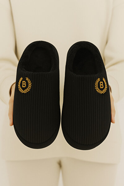 Beyond Women's Black Embroidered Velvet House Slippers 2.5cm Byndzenkdf01