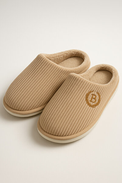 Beyond Women's Beige Embroidered Velvet House Slippers 2.5cm Byndzenkdf01