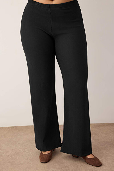 Trendyol Curve Black Crew Neck Button Detailed Knitted Plus Size Bottom - Top Set Tbbaw26Cp00015