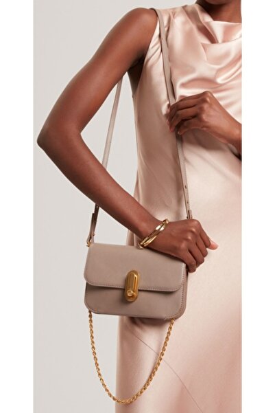 Ted Baker Kabelka přes tělo se zámkem Twist Lock