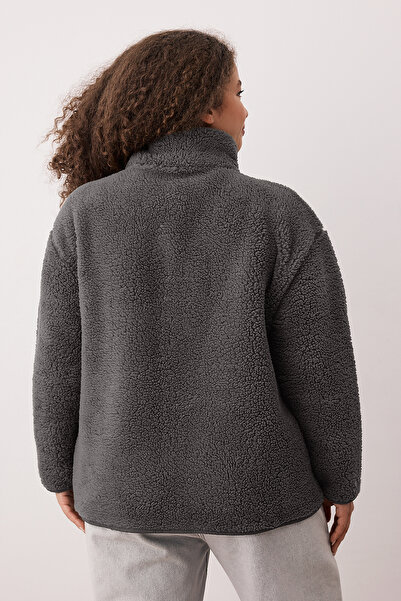 Trendyol Curve Winter Essentials Gray Thick Fleece Zippered Stand Collar Pocket Knitted Sweatshirt Tbbaw26Ao00022