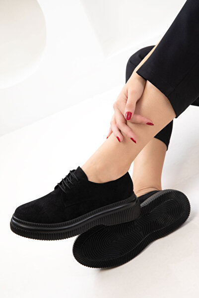 SOHO Черни дамски мокасини от велур 21144