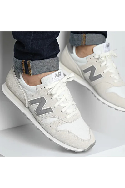 New Balance 373 v2