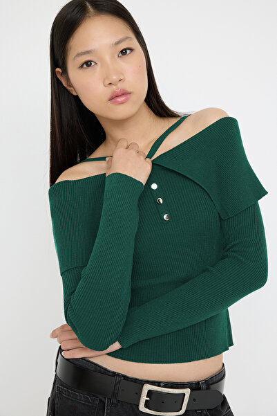 Trendyol Collection Emerald Green Premium Yarn/Special Yarn Carmen Neck Strap Knitwear Sweater Twoaw26Kz00076