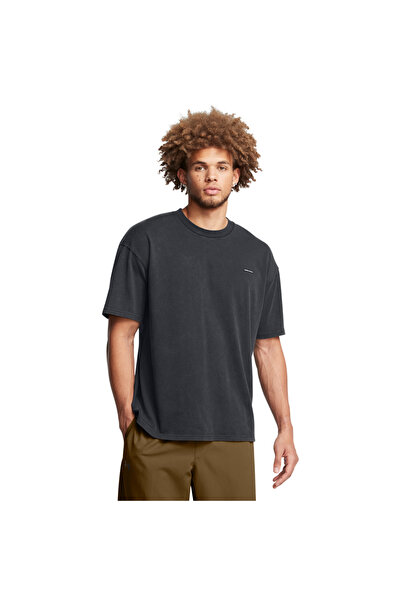 Under Armour Erkek UA Heavyweight Oversized Logo Wash Kısa Kollu Tişört 13891...