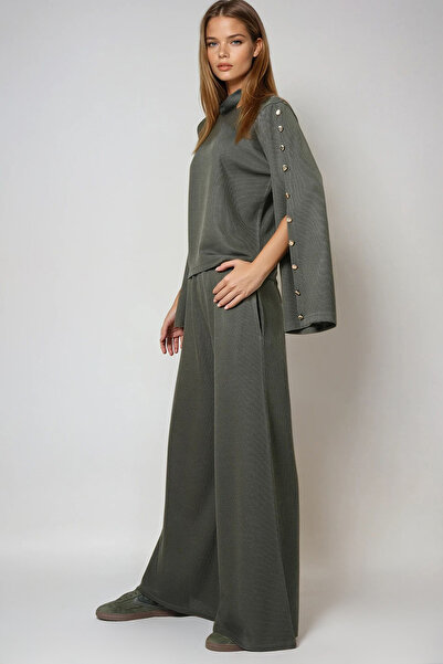 Trend Alaçatı Stili Women's Khaki Slit Sleeve Button Detailed Blouse and Pants Set Alc-X14681