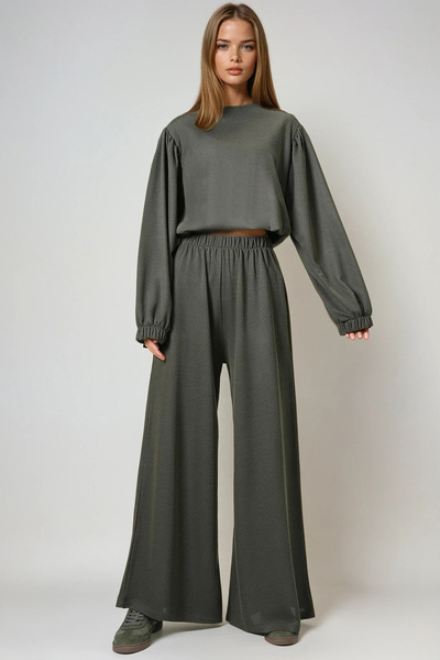 Trend Alaçatı Stili Women's Khaki Balloon Sleeve Elastic Waist Blouse and Double Pocket Pants Set Alc-X14675