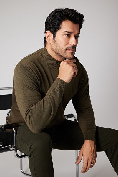 ALTINYILDIZ CLASSICS Ανδρικό πλεκτό πουλόβερ κανονικής κοπής με μισό λαιμό ζιβάγκο, χωρίς χακί