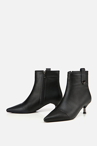 Yaya by Hotiç Women's Black Zippered Short Thin Heeled Boots